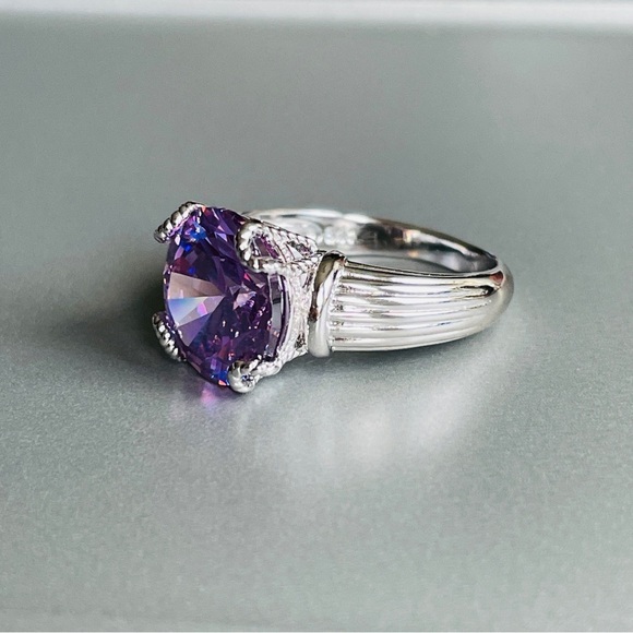 Lavender Cubic Zirconia Purple CZ Large Solitaire Cocktail Sterling Silv… - Picture 4 of 10